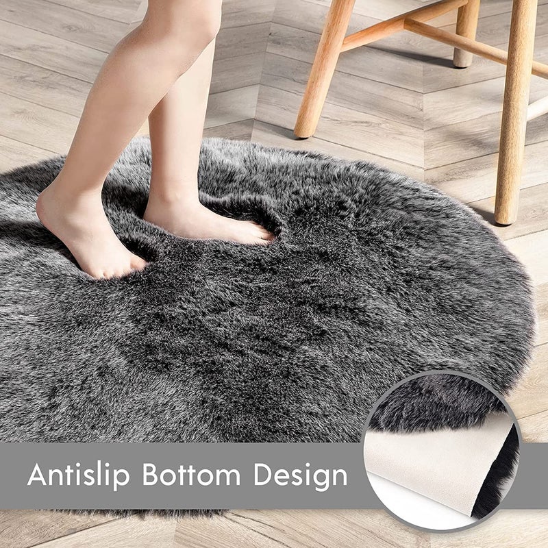 Phantoscope Faux Fur Rug, Fluffy Soft Faux Fox Fur Area Rugs for Bedroom Livingroom Kids Room Decor, Shaggy Fur Rugs Anti-Skid, Balck White, 2 x 3 Feet - Image 4